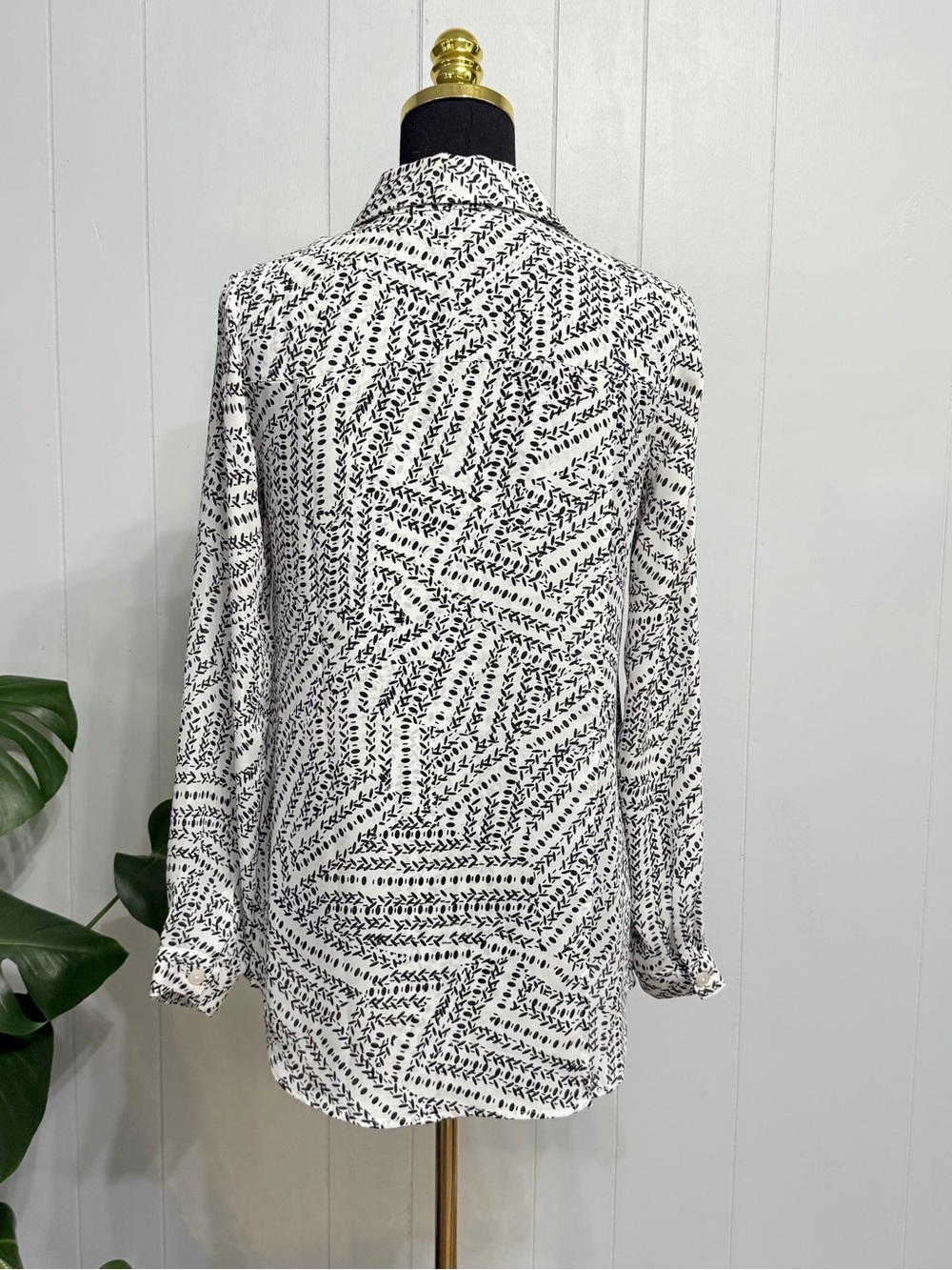 #1)  CAbi Black & White Patterned Button-Down Blouse With Wrap Style Back - Picture 3 of 6